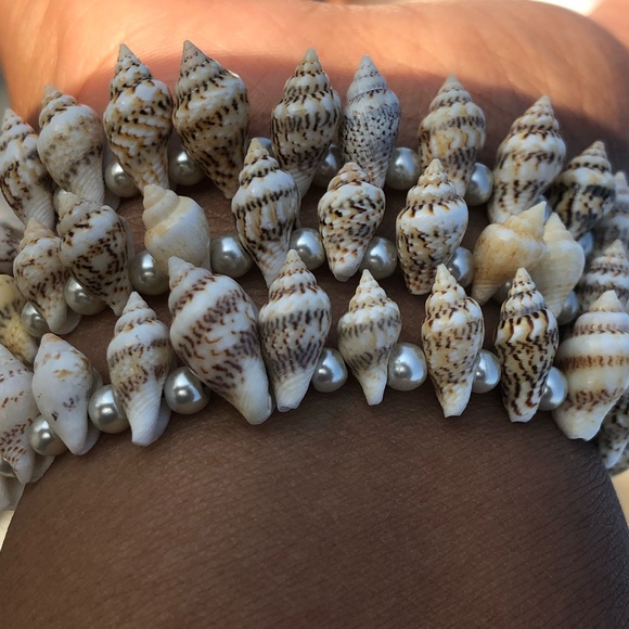 SeaShell & Pearl Triple Bangle Set - Picture 8 of 8